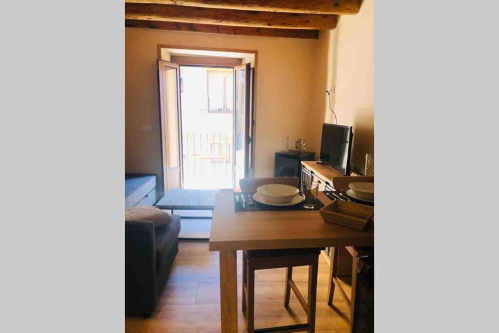Centro. Acogedor En El Pueblo Appartement *